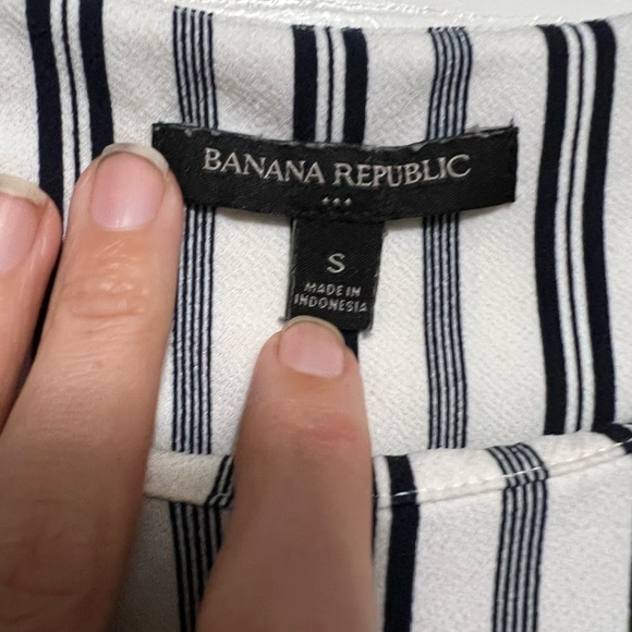 Banana Republic asymetrical fit and flare dress - Picture 4 of 5